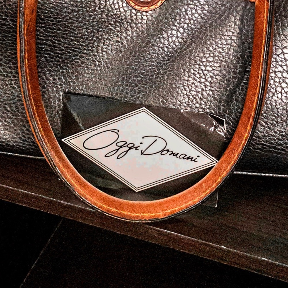 Oggi Domani pebble black leather Boston bag. - Picture 3 of 3
